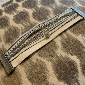 Victoria Emerson Bracelet, Like New,